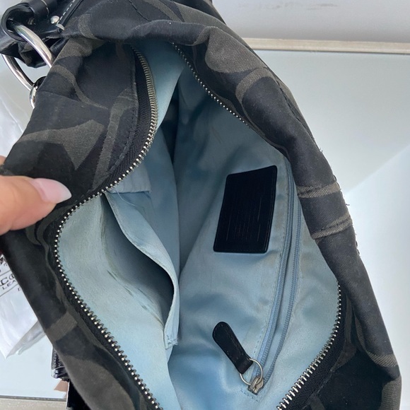 Coach Shoulder Bag - Picture 3 of 3